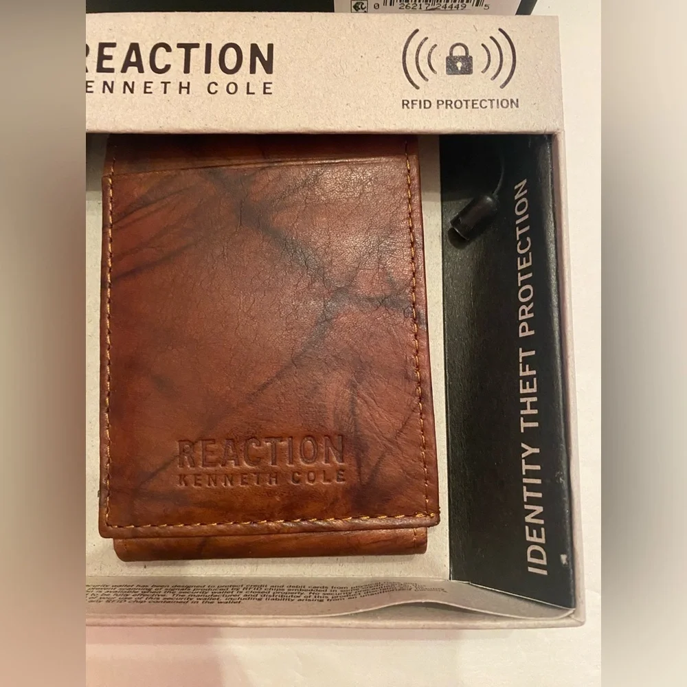 Kenneth Cole REACTION‎ Men's RFID Wallet Brown One Size, Identity Theft Protect